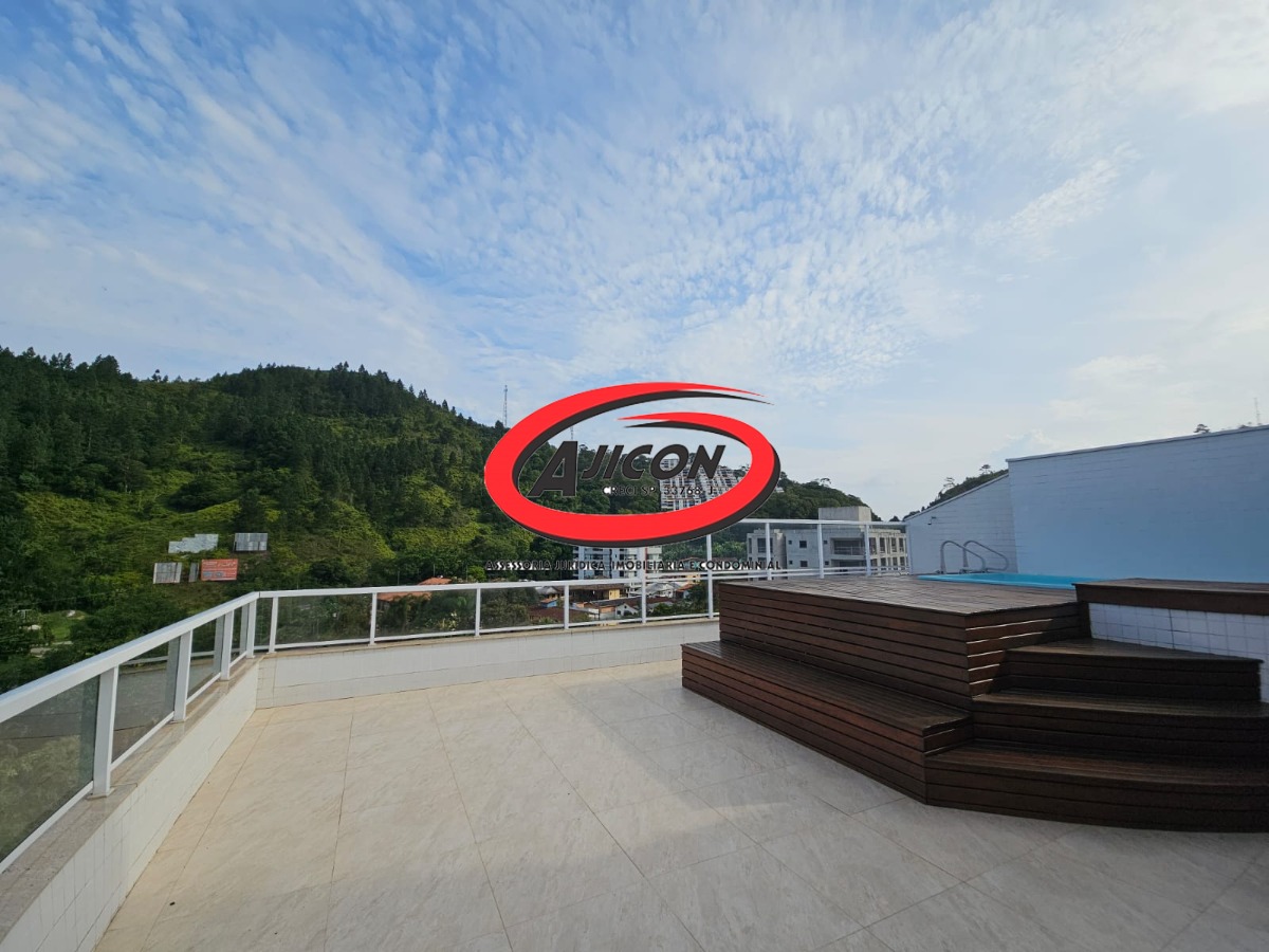 Cobertura Extraordinária com Piscina e Vista para o Mar na Praia das Toninhas, em Ubatuba/SP