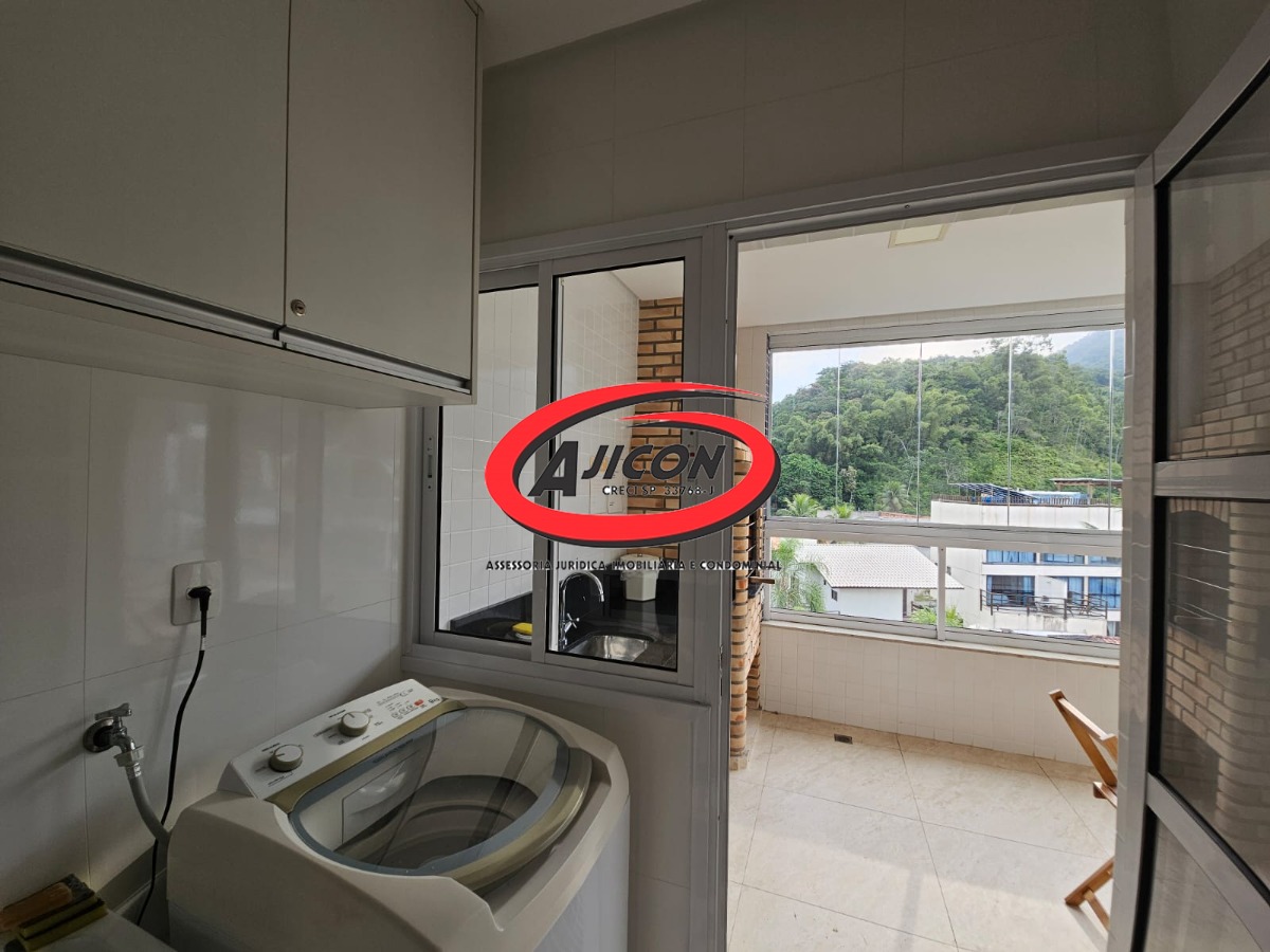 Apartamento Mobiliado com Sacada Gourmet na Praia das Toninhas, em Ubatuba/SP