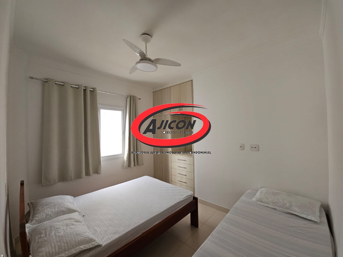 Apartamento Mobiliado com Sacada Gourmet na Praia das Toninhas, em Ubatuba/SP