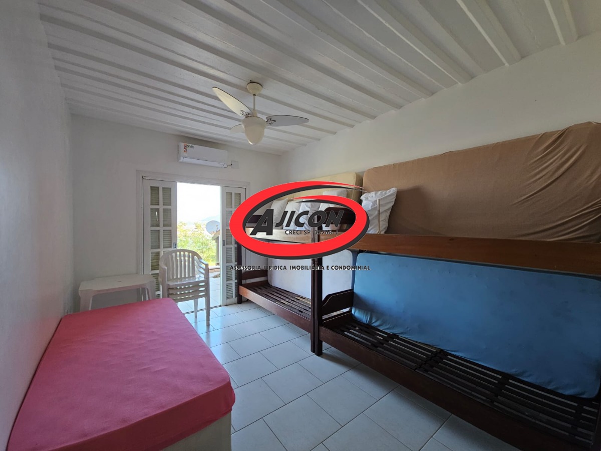 Casa Pé na Areia com 05 Suítes + Edícula e Área Gourmet no Bairro Lagoinha, em Ubatuba/SP