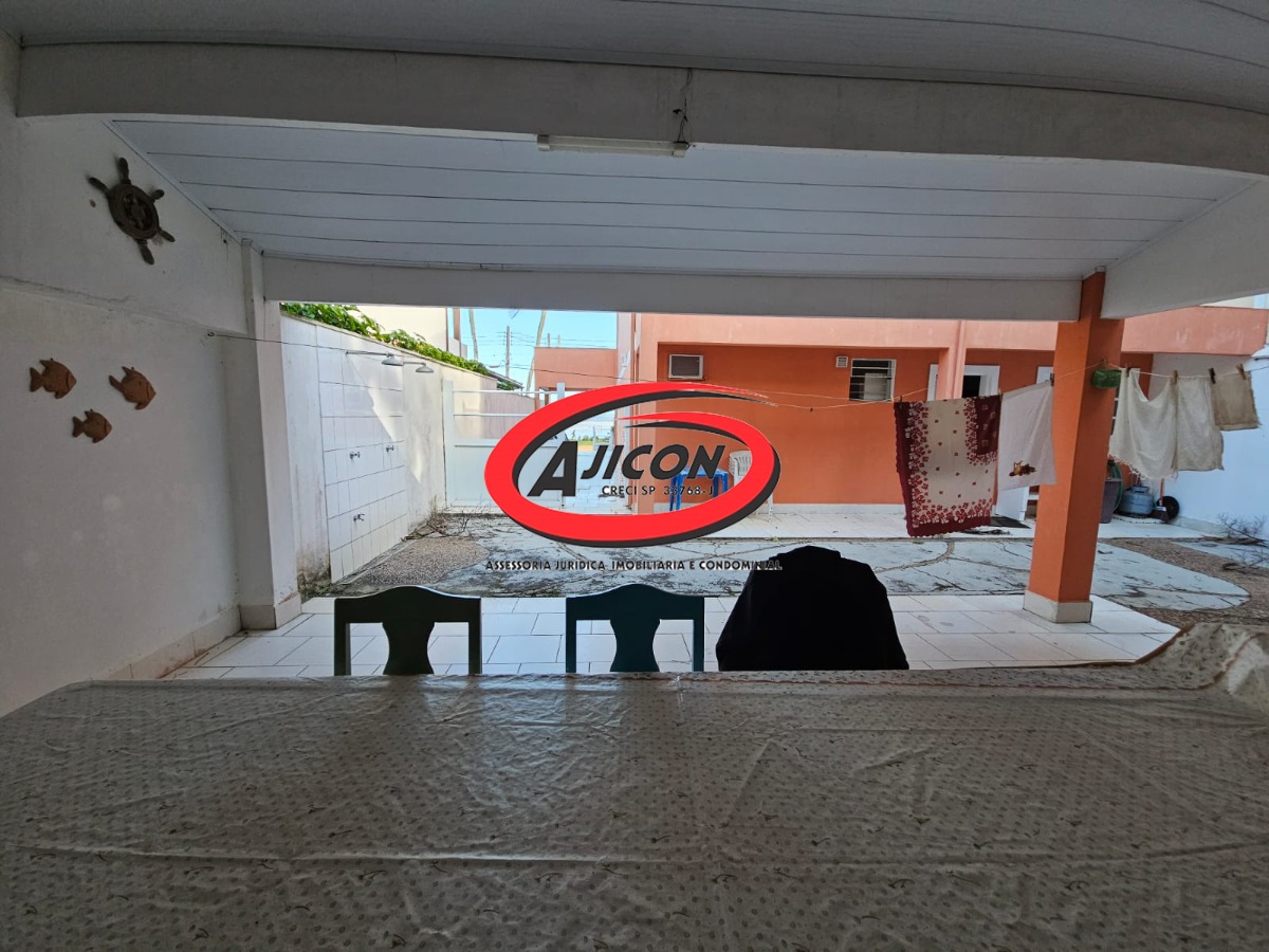 Casa Pé na Areia com 05 Suítes + Edícula e Área Gourmet no Bairro Lagoinha, em Ubatuba/SP