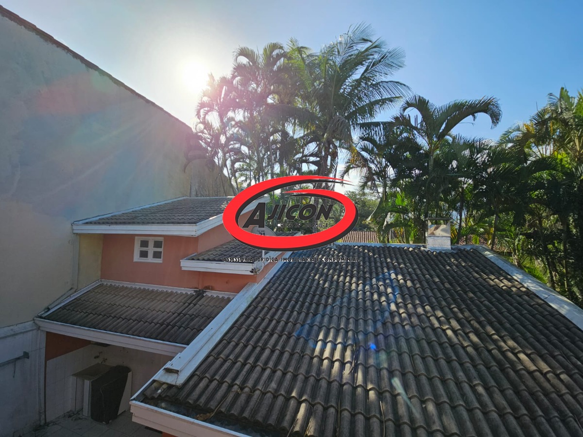 Casa Pé na Areia com 05 Suítes + Edícula e Área Gourmet no Bairro Lagoinha, em Ubatuba/SP