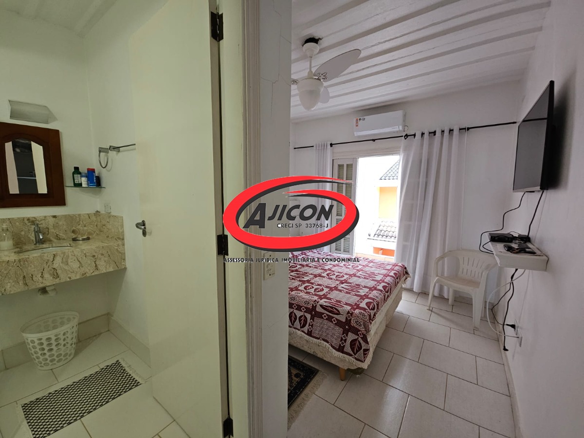 Casa Pé na Areia com 05 Suítes + Edícula e Área Gourmet no Bairro Lagoinha, em Ubatuba/SP