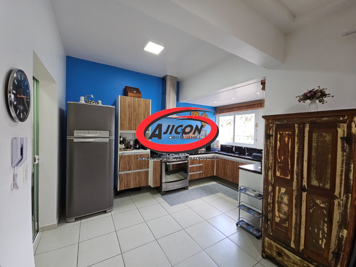 Apartamento Mobiliado c/ 03 Dormitórios e Varanda Gourmet no Itaguá, em Ubatuba/SP
