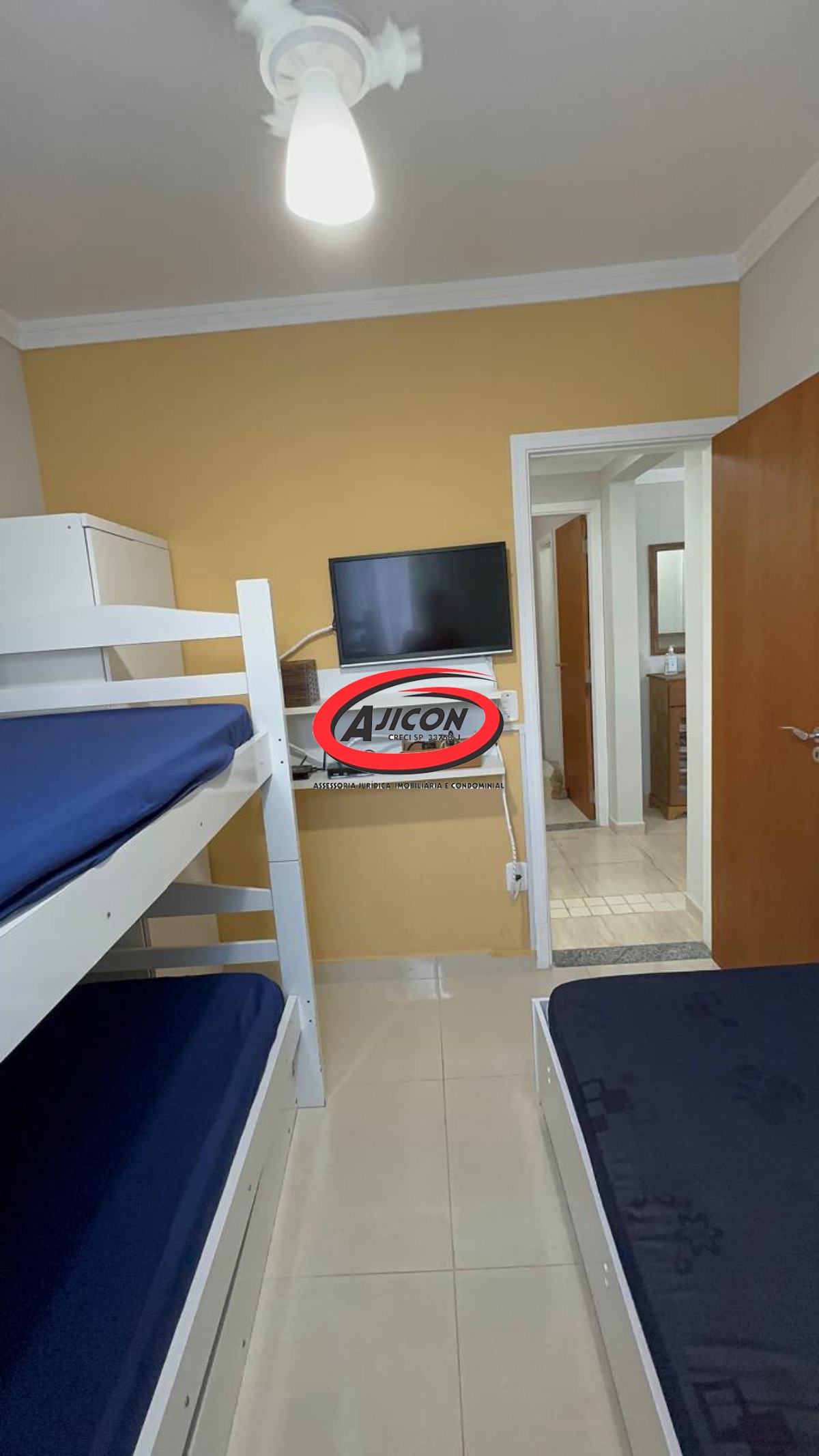 Apartamento Mobiliado com 02 Dormitórios + Varanda Gourmet no Itaguá, em Ubatuba/SP
