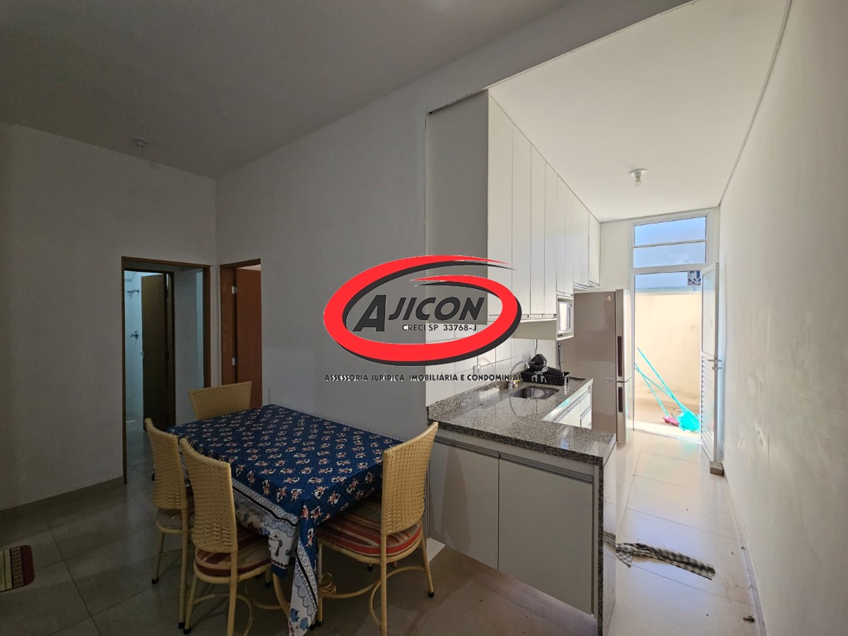 Apartamentos de 1 e 2 Dormitórios em Condomínio com Elevador e Piscina na Maranduba, em Ubatuba/SP