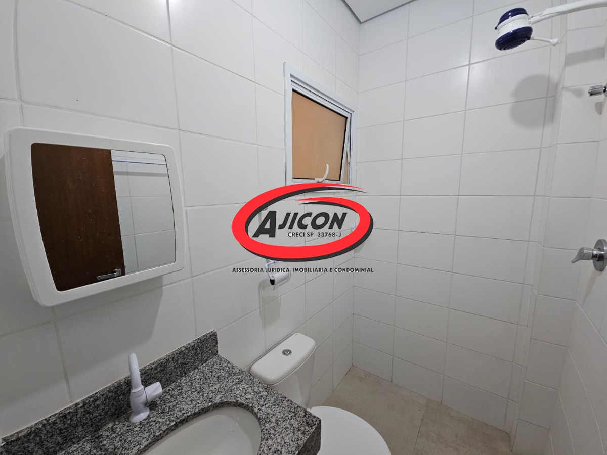 Apartamentos de 1 e 2 Dormitórios em Condomínio com Elevador e Piscina na Maranduba, em Ubatuba/SP