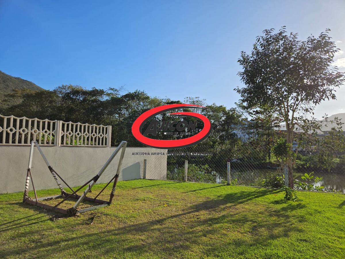Apartamentos de 1 e 2 Dormitórios em Condomínio com Elevador e Piscina na Maranduba, em Ubatuba/SP