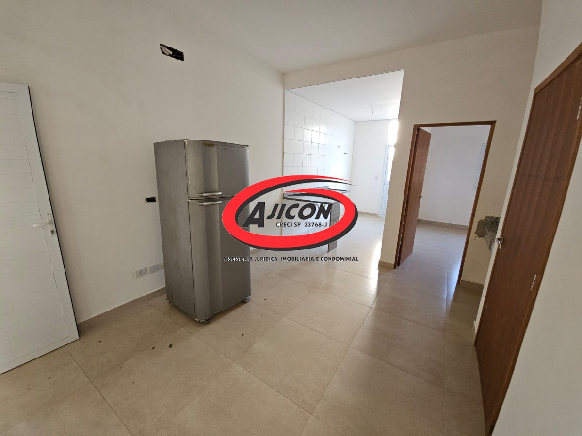 Apartamentos de 1 e 2 Dormitórios em Condomínio com Elevador e Piscina na Maranduba, em Ubatuba/SP