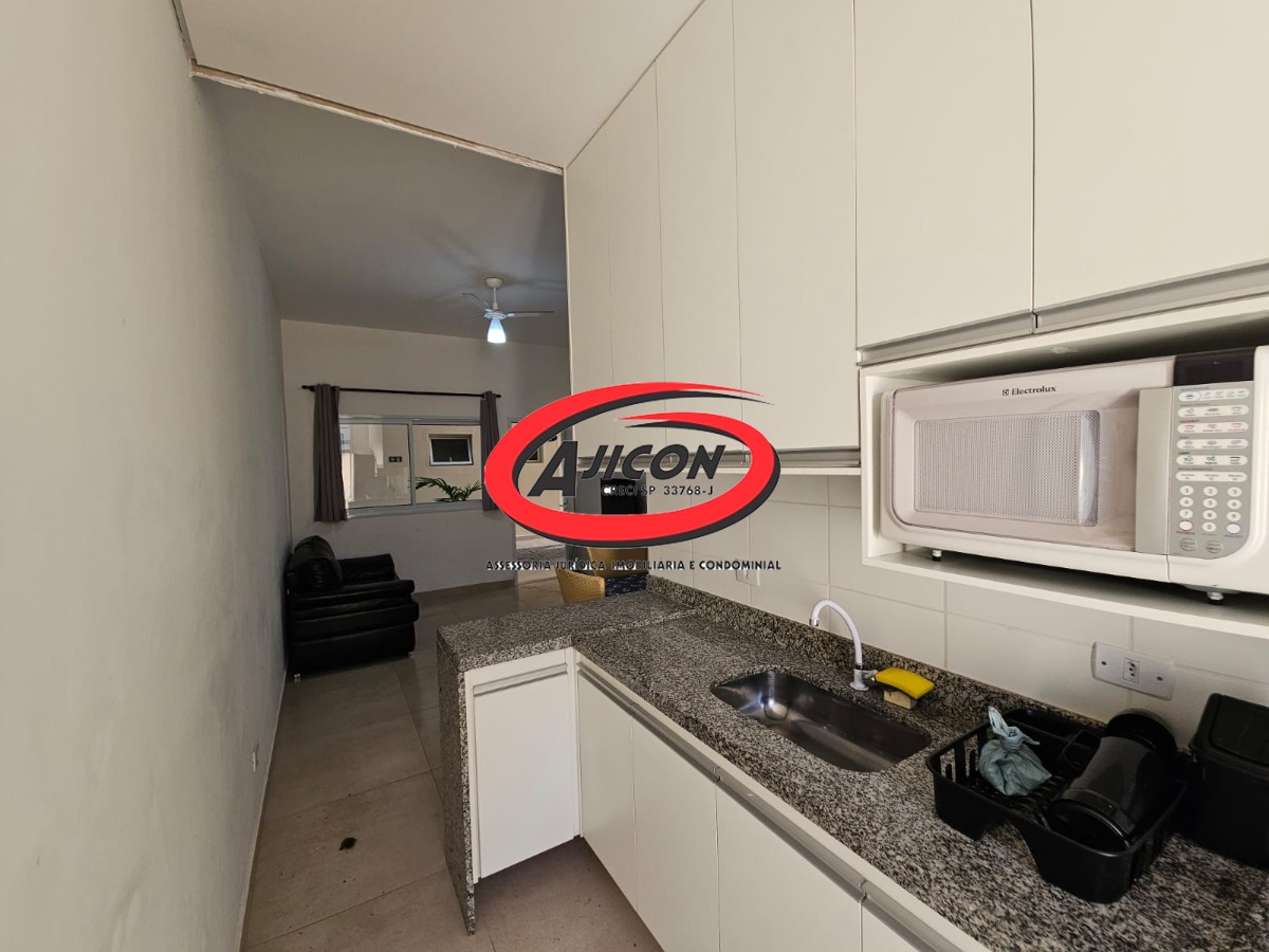 Apartamentos de 1 e 2 Dormitórios em Condomínio com Elevador e Piscina na Maranduba, em Ubatuba/SP