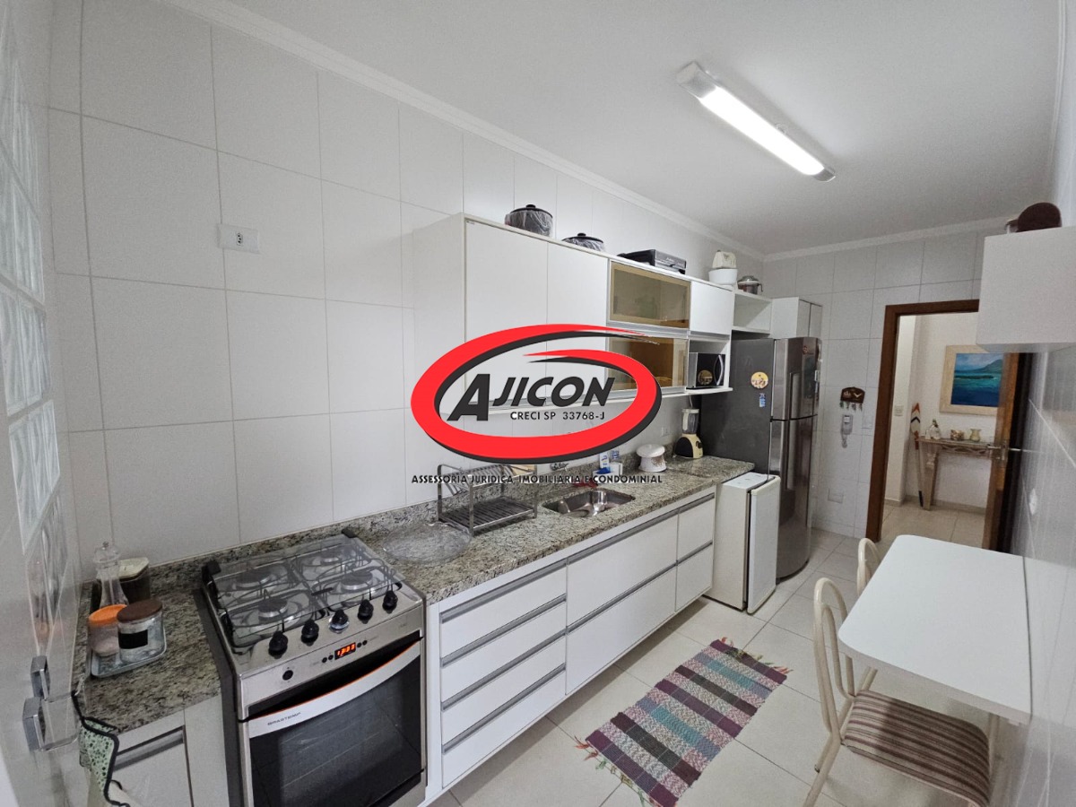 Apartamento Mobiliado com 03 Suítes + Lavabo e Varanda Gourmet no Centro de Ubatuba/SP