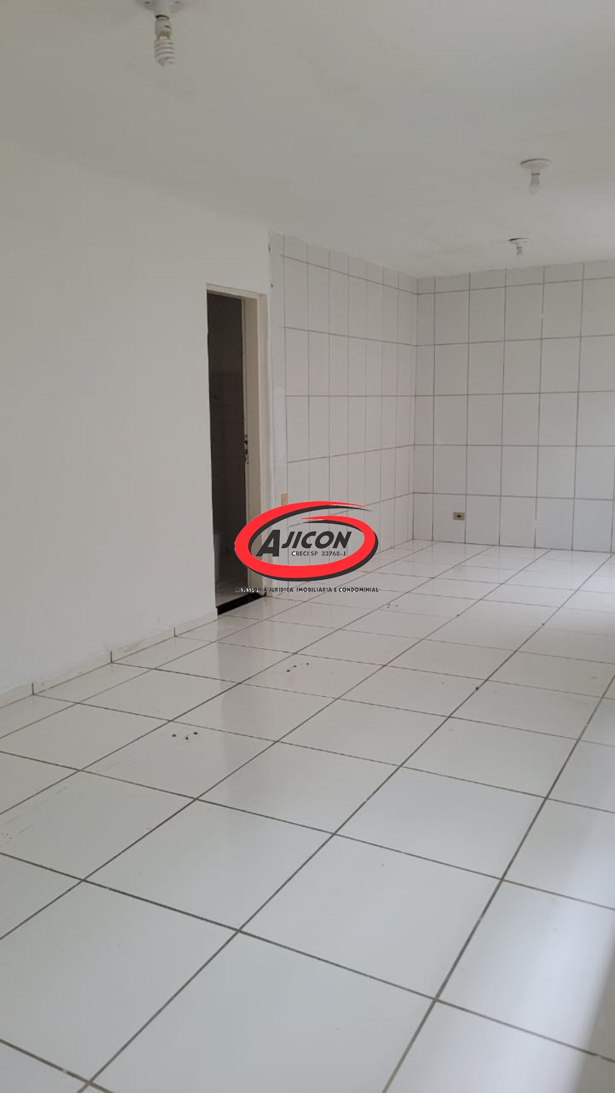 Ponto Comercial de 90m² com Ótima Localização em Ubatuba/SP