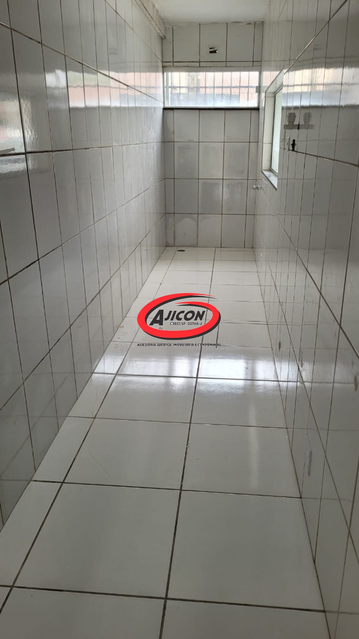 Ponto Comercial de 90m² com Ótima Localização em Ubatuba/SP
