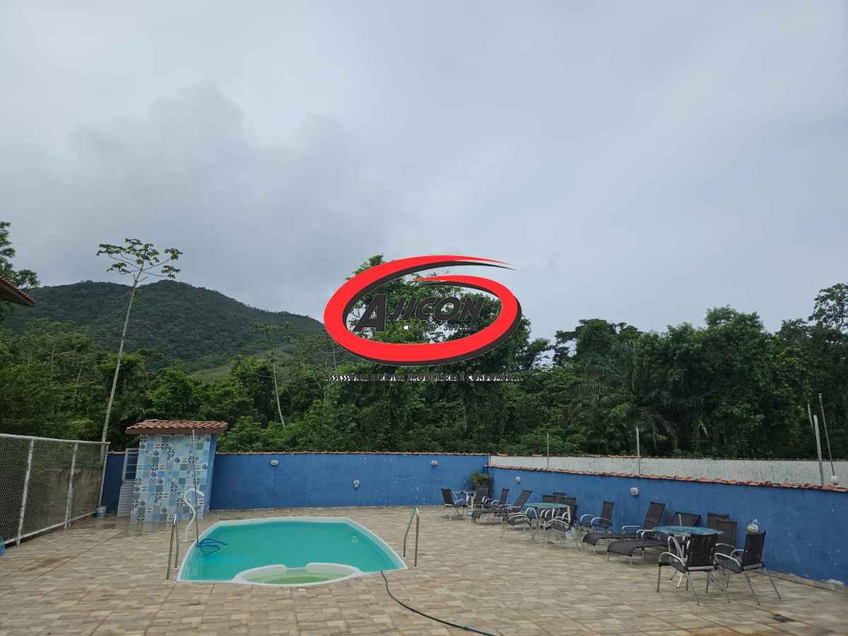 Apartamento Mobiliado com 2 Dormitórios, Sendo 1 Suíte, no Bairro Maranduba em Ubatuba/SP