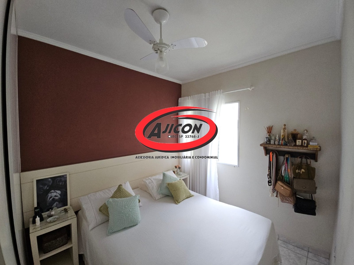Apartamento Térreo com 2 Dormitórios, Sendo 1 Suíte, no Centro de Ubatuba/SP