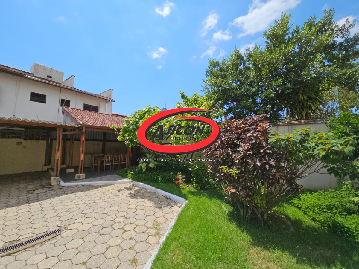 Apartamento com 2 Dormitórios, Sendo 1 Suíte, no Bairro Itaguá em Ubatuba/SP