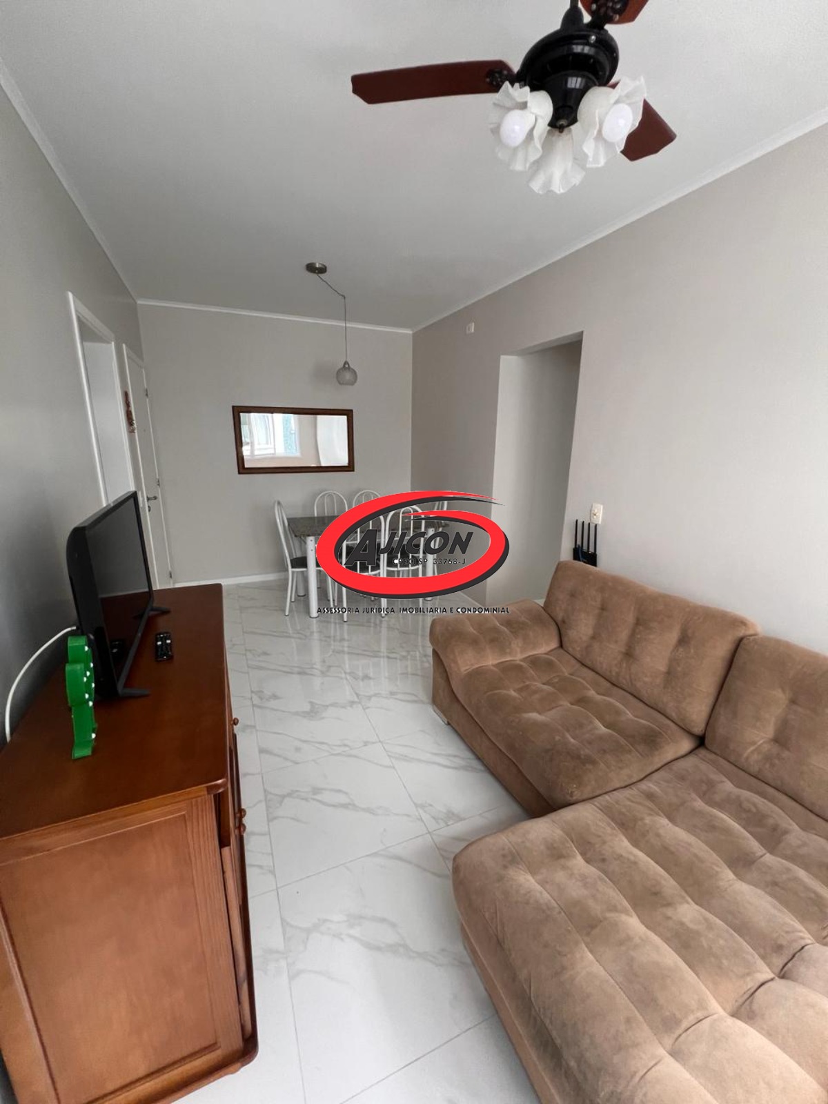 Apartamento de 02 dormitórios, sendo 1 suíte, a 300m da orla - foto 1