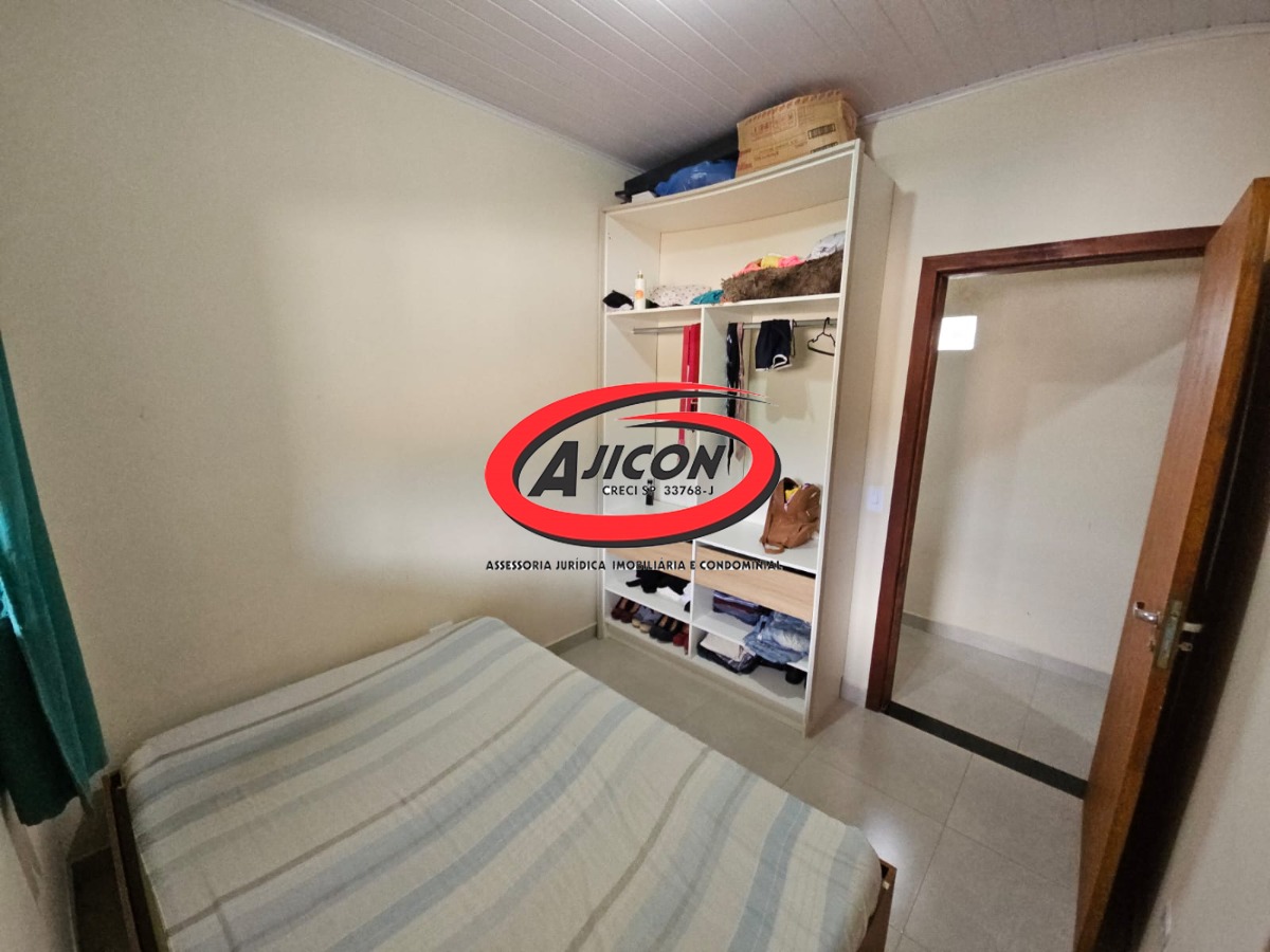 Casa c/ 02 Dormitórios, Sendo 1 Suíte + Galpão Embaixo no Bairro Taquaral, em Ubatuba/SP