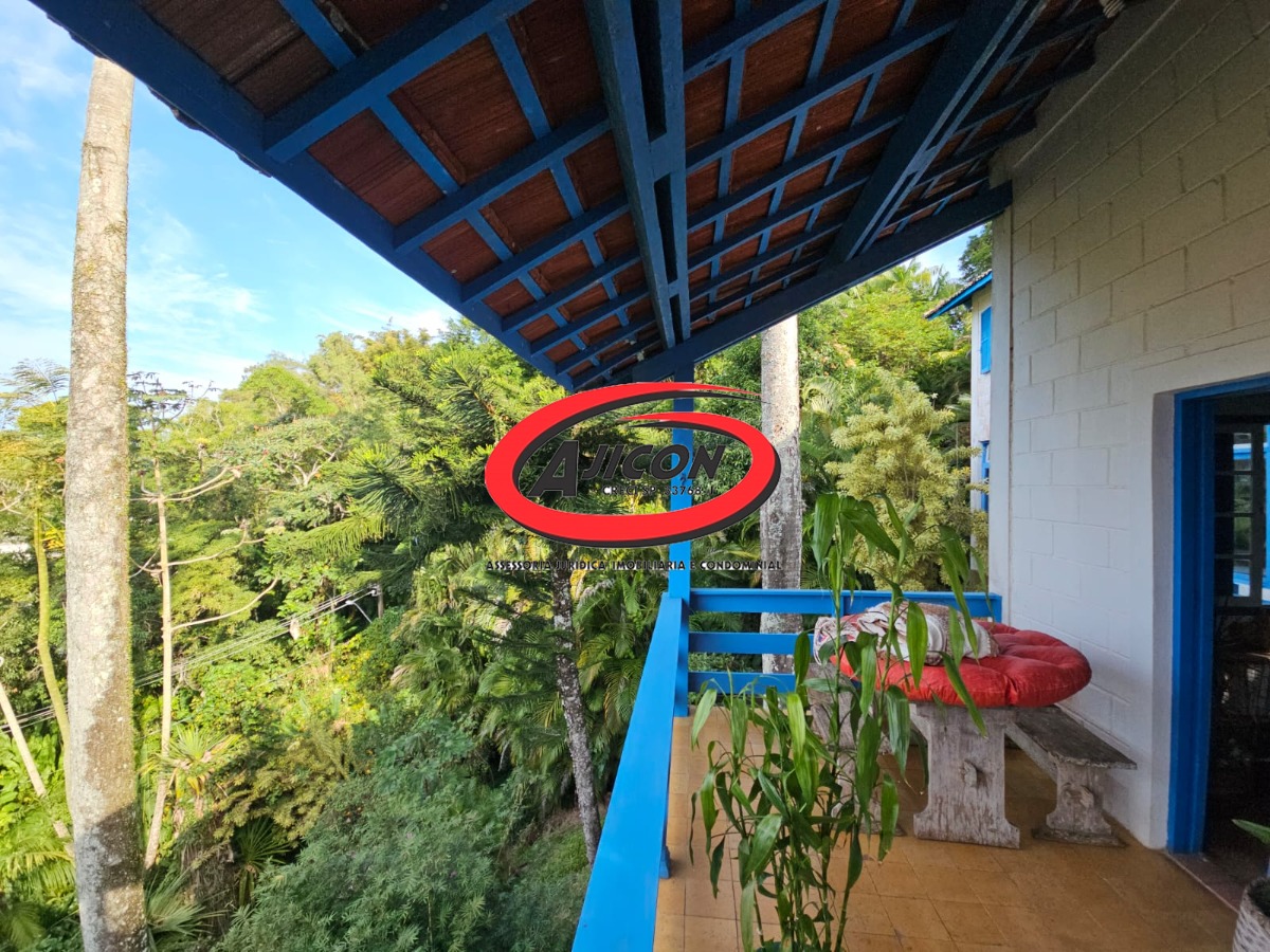 Encantadora Casa Costeira com Vista pro Mar da Praia das Toninhas em Ubatuba/SP