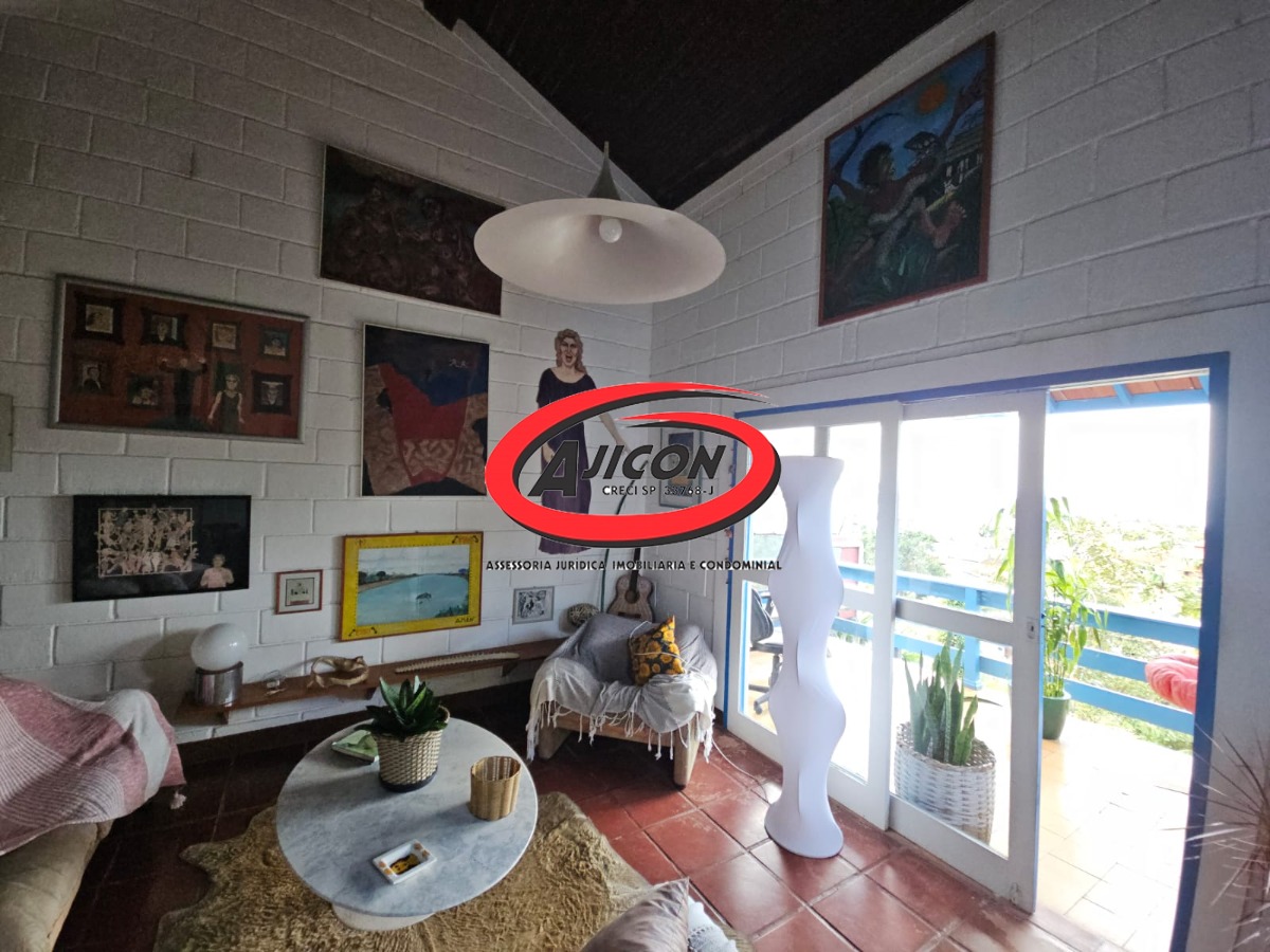 Encantadora Casa Costeira com Vista pro Mar da Praia das Toninhas em Ubatuba/SP