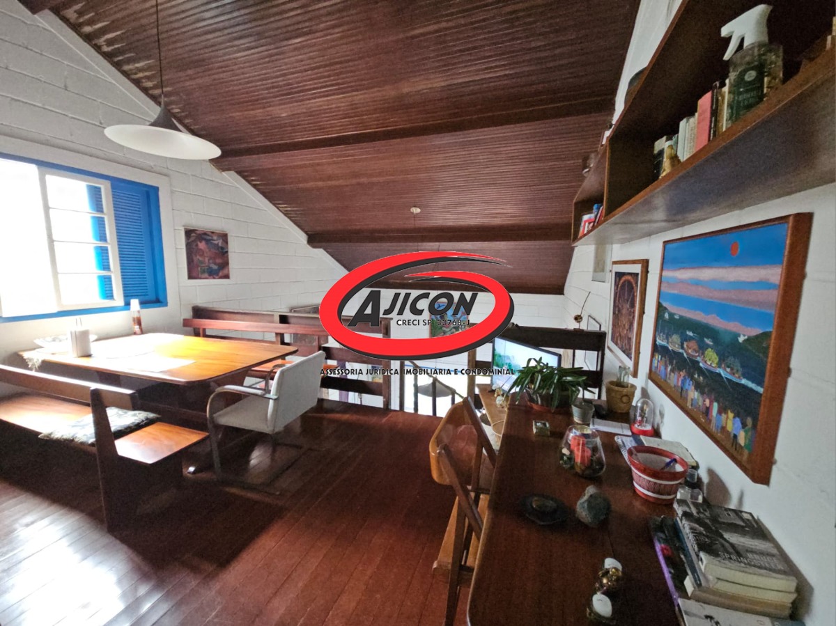 Encantadora Casa Costeira com Vista pro Mar da Praia das Toninhas em Ubatuba/SP
