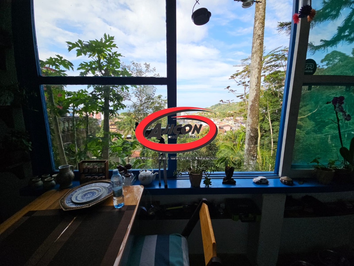 Encantadora Casa Costeira com Vista pro Mar da Praia das Toninhas em Ubatuba/SP