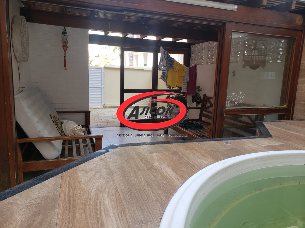 Apartamento Térreo com 03 Dormitórios e Jacuzzi na Praia Grande, em Ubatuba/SP