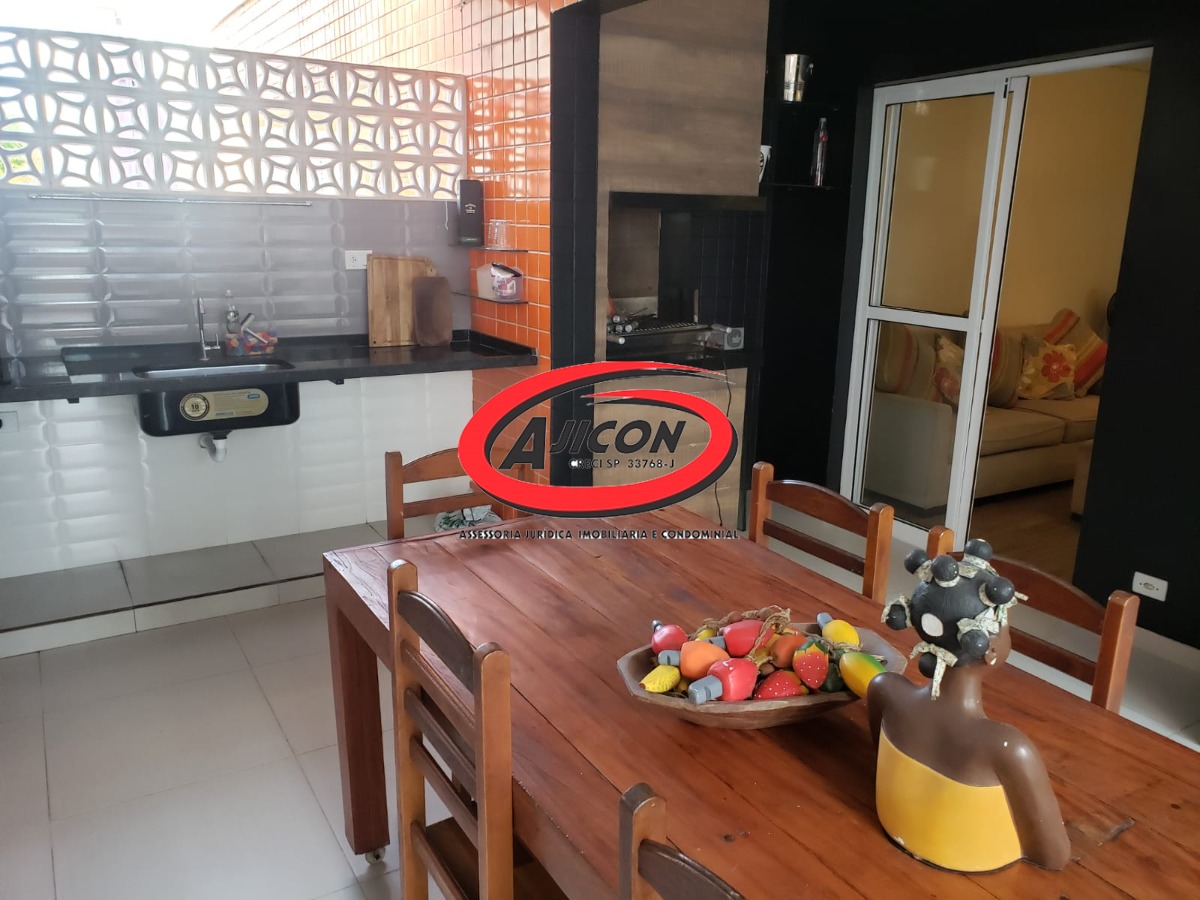 Apartamento Térreo com 03 Dormitórios e Jacuzzi na Praia Grande, em Ubatuba/SP