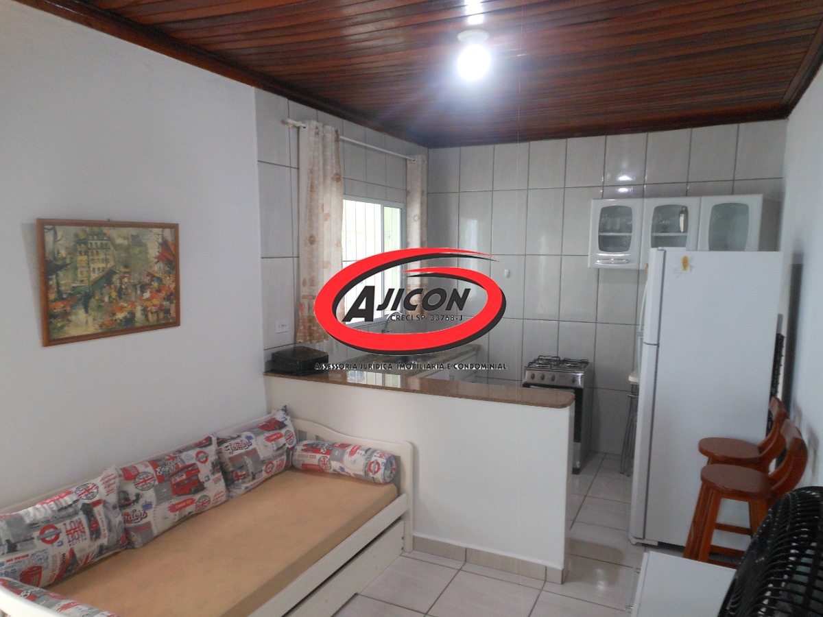 Casa Térrea c/ 03 Dormitórios + Edícula no Bairro Jardim Carolina