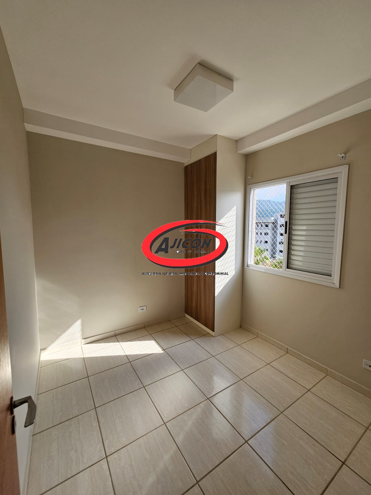 Cobertura Duplex com 03 Suítes e Solário c/ Churrasqueira no Bairro Itaguá em Ubatuba/SP
