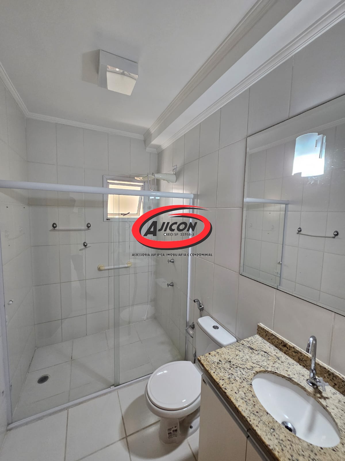 Cobertura Duplex com 03 Suítes e Solário c/ Churrasqueira no Bairro Itaguá em Ubatuba/SP