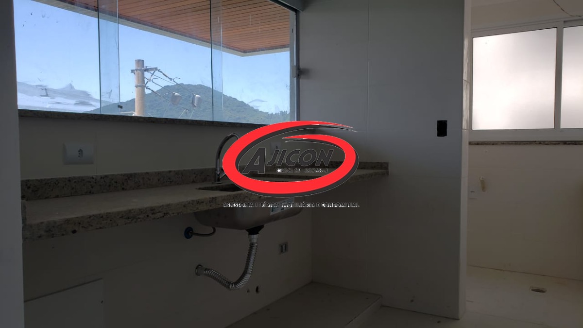 Apartamento com 03 Dormitórios e Sacada Gourmet no Bairro Itaguá em Ubatuba/SP