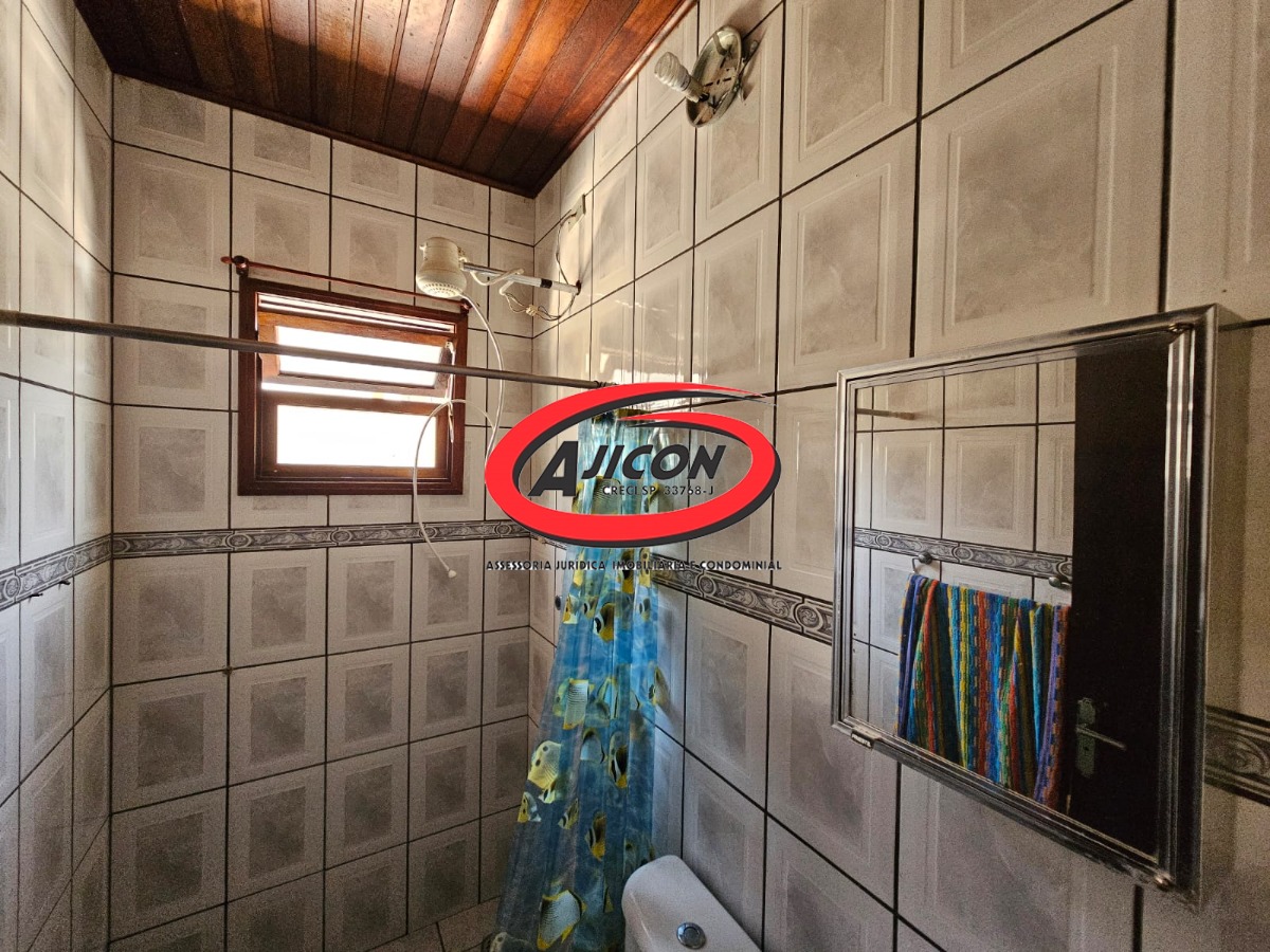 Casa com 03 Suítes + Edícula Próxima ao Projeto Tamar no Itaguá em Ubatuba/SP
